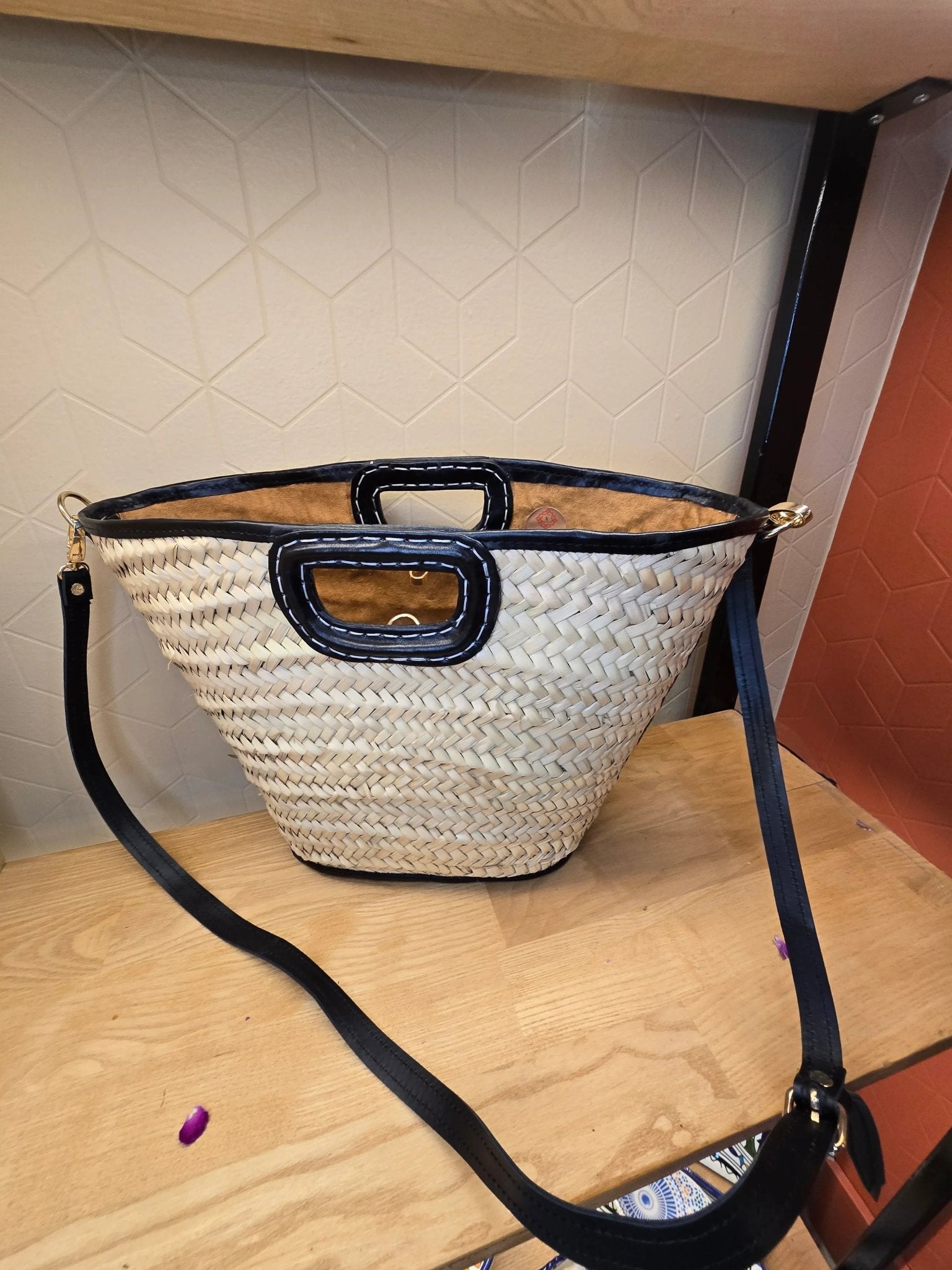 Sac Panier Chic en Osier et Cuir Noir - Ij Beldi